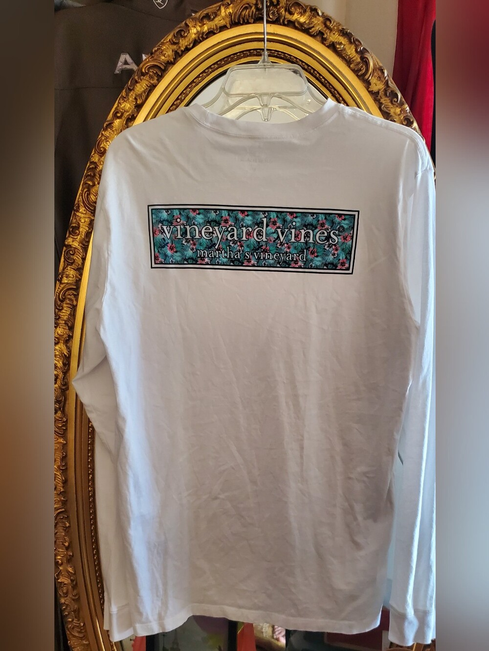 Vineyard Vines Longsleeve Shirt Medium